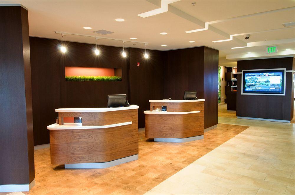 Hotel Courtyard By Marriott Waldorf Esterno foto